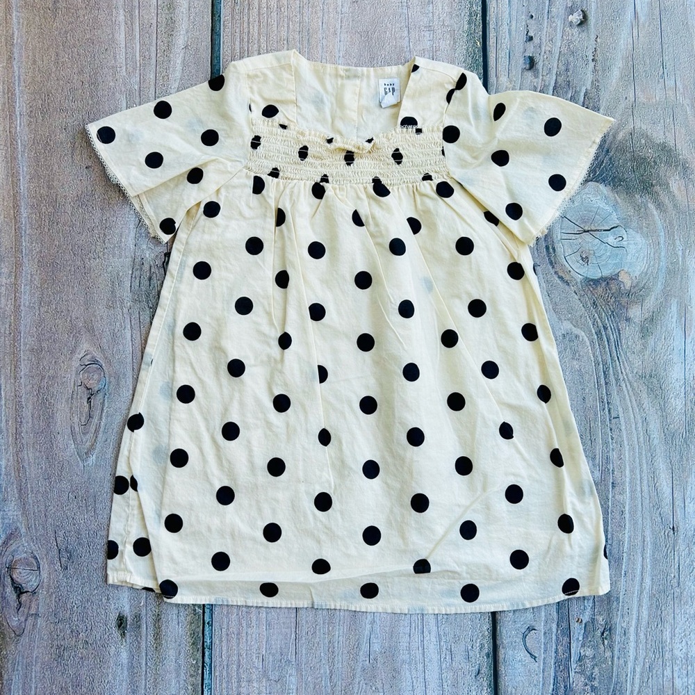 BabyGap size 4T Girls Cream Black Polka Dot A-Line Dress With Butterfly Sleeves